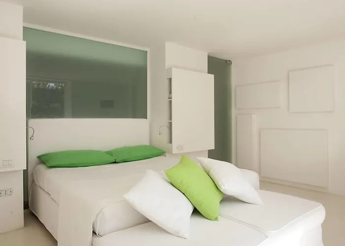 Annalaura Вилла Искья