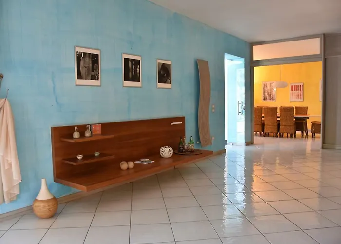 Annalaura Вилла Искья